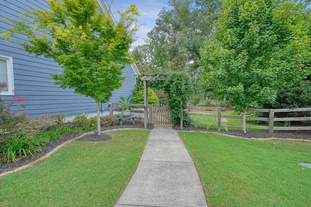 215 Wilshire Terrace, White, GA 30184