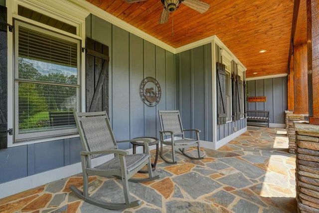 215 Wilshire Terrace, White, GA 30184