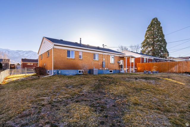 4579 S 375 E, Washington Terrace, UT 84405