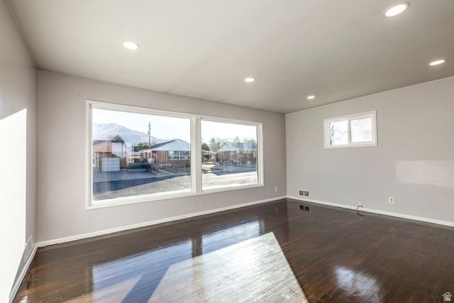 4579 S 375 E, Washington Terrace, UT 84405