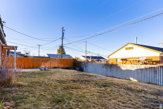 4579 S 375 E, Washington Terrace, UT 84405