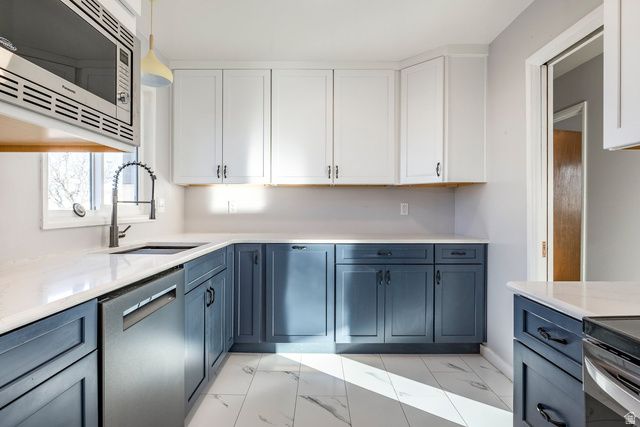 4579 S 375 E, Washington Terrace, UT 84405