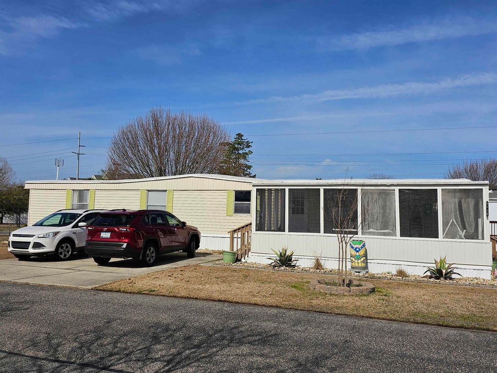 701 Parkway Dr., North Myrtle Beach, SC 29582 — photo 2