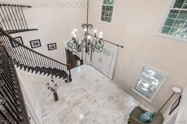 140 Linda Court, Bloomfield Hills, MI 48304