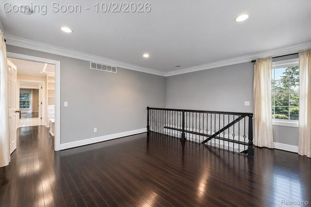 140 Linda Court, Bloomfield Hills, MI 48304