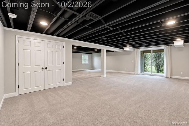 140 Linda Court, Bloomfield Hills, MI 48304