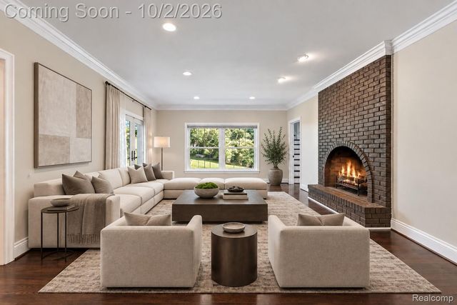 140 Linda Court, Bloomfield Hills, MI 48304