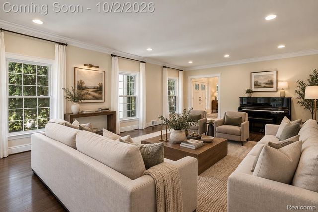 140 Linda Court, Bloomfield Hills, MI 48304