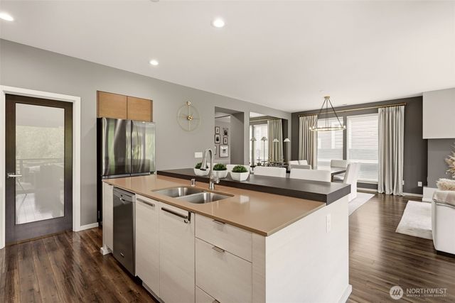 13215 SE 262nd Street, Kent, WA 98042