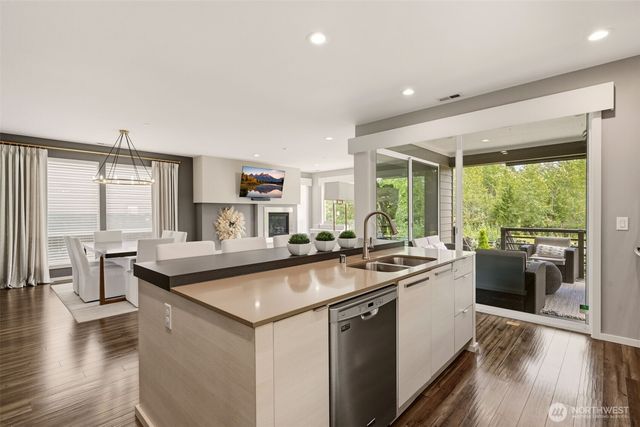 13215 SE 262nd Street, Kent, WA 98042
