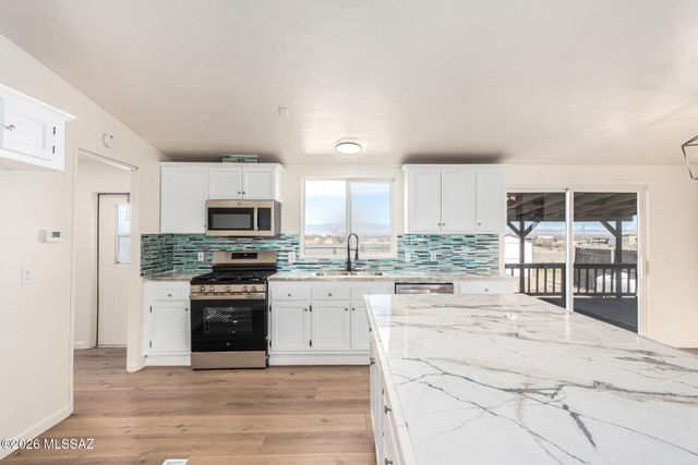 1250 W Packing Plant Road, Willcox, AZ 85643