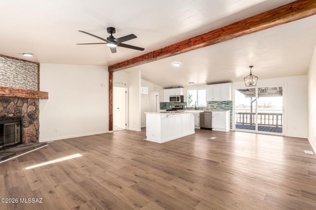 1250 W Packing Plant Road, Willcox, AZ 85643