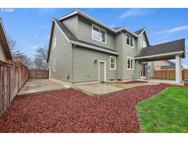 3620 WALTON Ln, Eugene, OR 97408