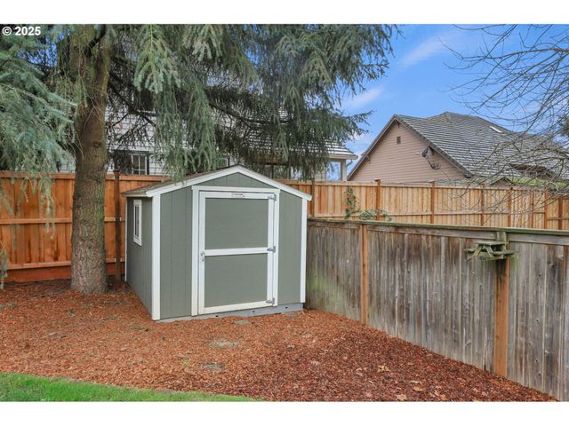 3620 WALTON Ln, Eugene, OR 97408