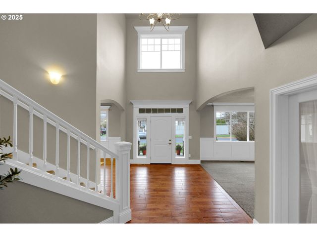 3620 WALTON Ln, Eugene, OR 97408