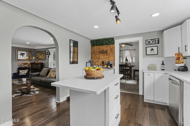 1371 Midline Road, Amsterdam, NY 12010