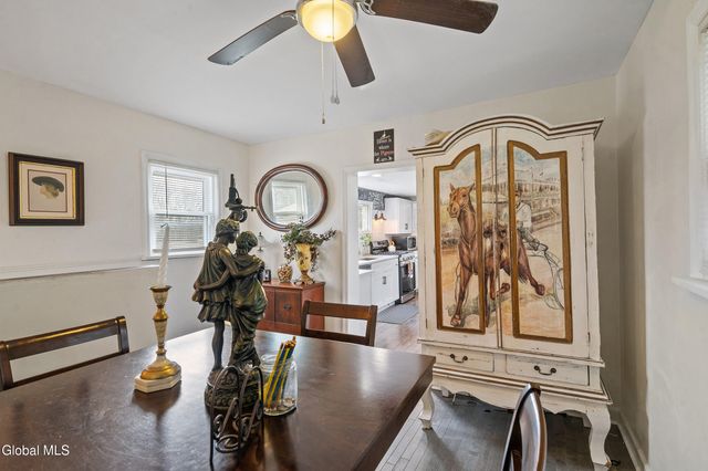 1371 Midline Road, Amsterdam, NY 12010