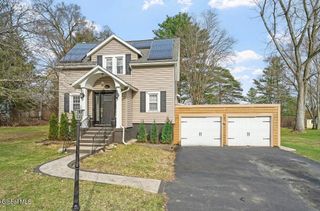 1371 Midline Road, Amsterdam, NY 12010