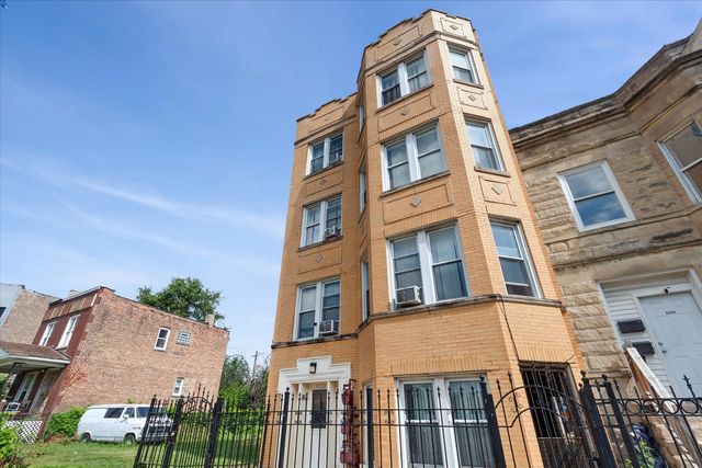4430 W Congress Parkway, Chicago, IL 60624