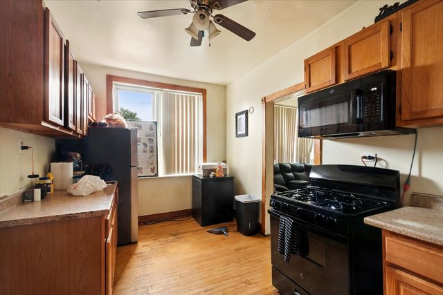 4430 W Congress Parkway, Chicago, IL 60624