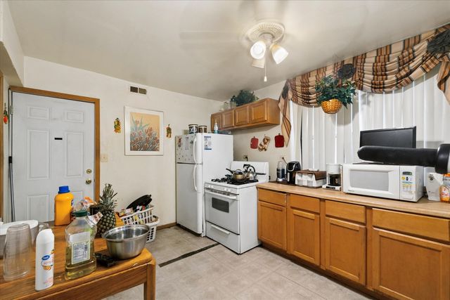 4430 W Congress Parkway, Chicago, IL 60624