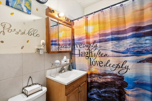 4430 W Congress Parkway, Chicago, IL 60624