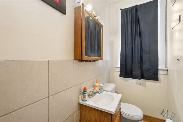 4430 W Congress Parkway, Chicago, IL 60624