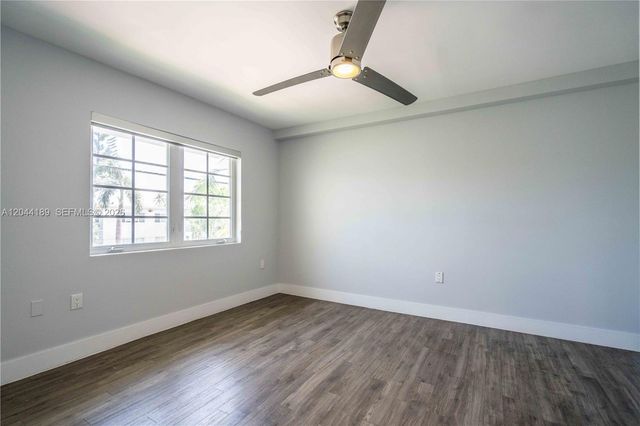 331 85th Street 20, Miami Beach, FL 33141