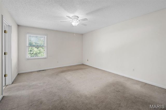 203 Wenona Drive, Washington, MO 63090