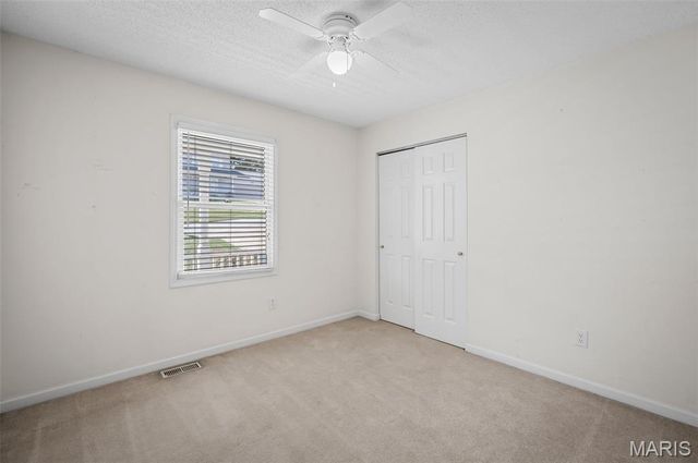 203 Wenona Drive, Washington, MO 63090