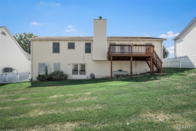 203 Wenona Drive, Washington, MO 63090