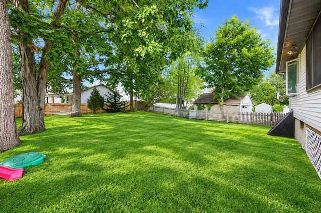 106 Paul St, Dedham, MA 02026