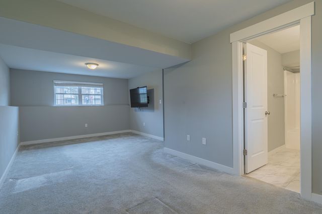 9 Creekside Drive, Florence, KY 41042