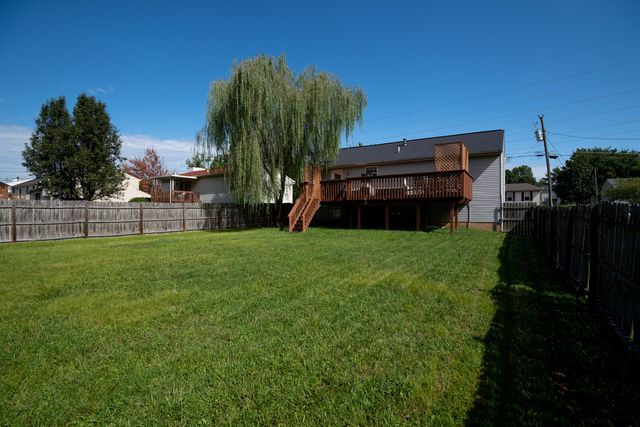 9 Creekside Drive, Florence, KY 41042