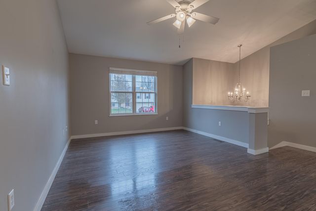 9 Creekside Drive, Florence, KY 41042