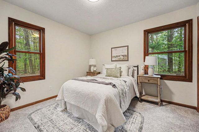 15441 Meddler Avenue NE, Gowen, MI 49326