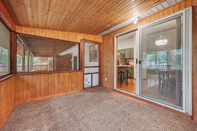 15441 Meddler Avenue NE, Gowen, MI 49326