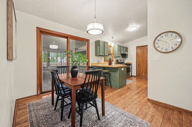 15441 Meddler Avenue NE, Gowen, MI 49326