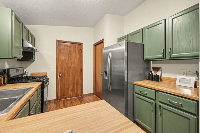 15441 Meddler Avenue NE, Gowen, MI 49326