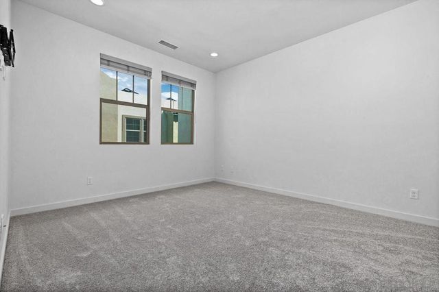 340 Waterbury Ct, Santee, CA 92071