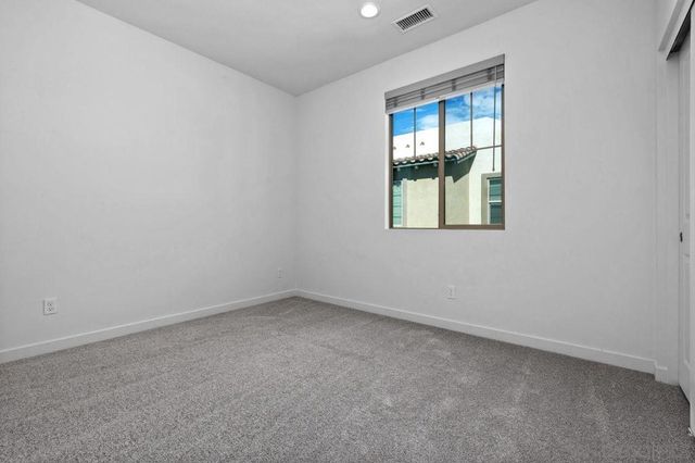 340 Waterbury Ct, Santee, CA 92071