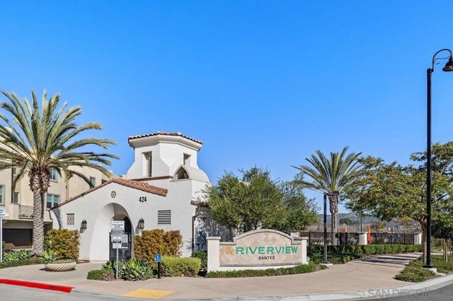 340 Waterbury Ct, Santee, CA 92071