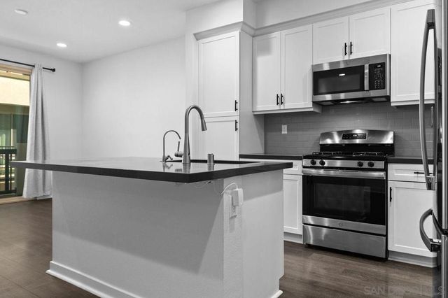 340 Waterbury Ct, Santee, CA 92071