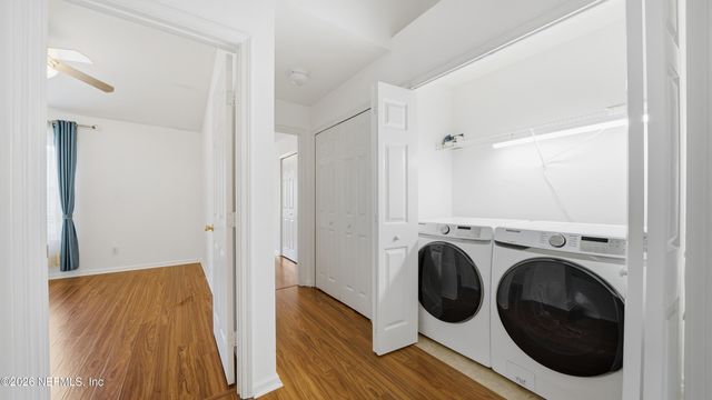 7990 BAYMEADOWS Road E 1602, Jacksonville, FL 32256