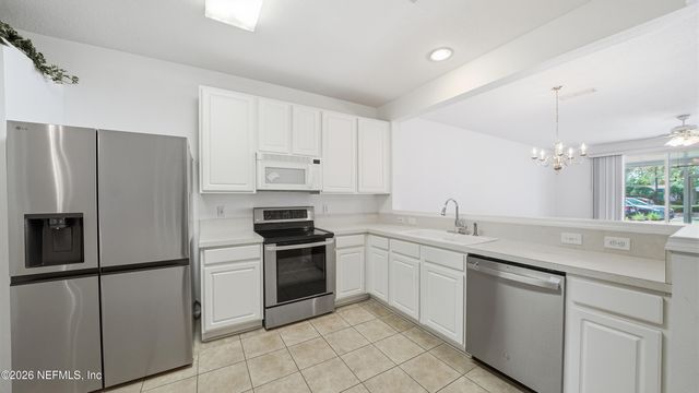 7990 BAYMEADOWS Road E 1602, Jacksonville, FL 32256