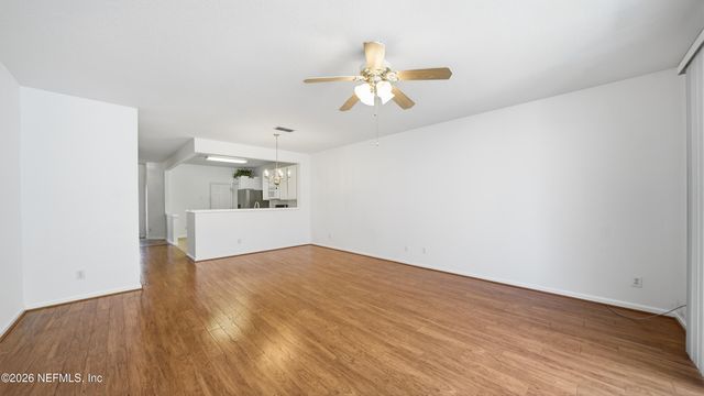 7990 BAYMEADOWS Road E 1602, Jacksonville, FL 32256