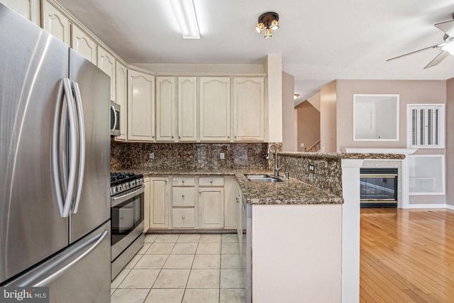 445 TUVIRA LN, Cherry Hill, NJ 08003