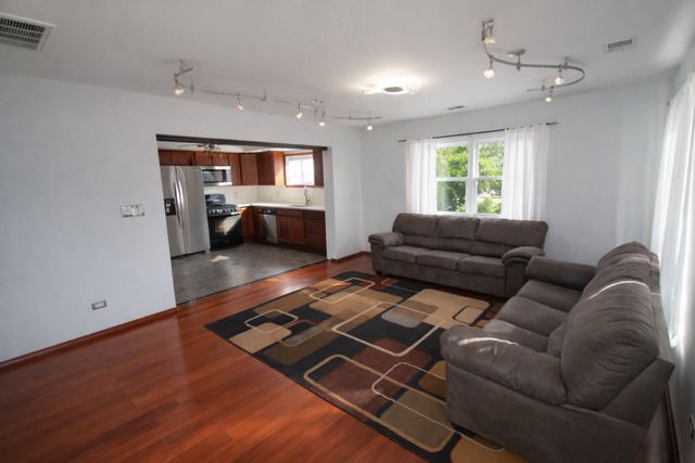 17115 Park Avenue, Lansing, IL 60438