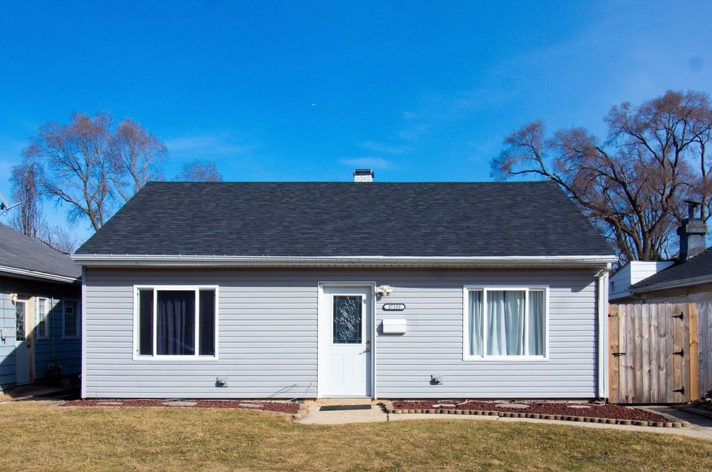 17115 Park Avenue, Lansing, IL 60438