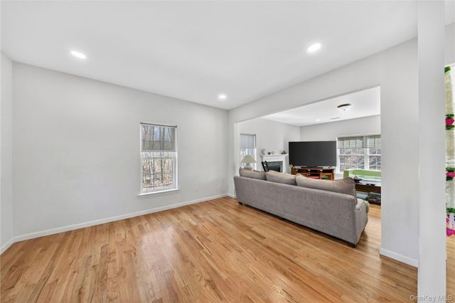 98 Bender Road, Westtown, NY 10998